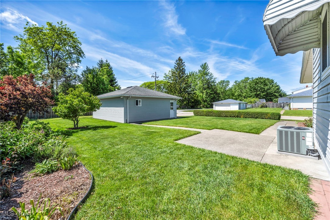35970 Freed Court, Eastlake, Ohio image 9