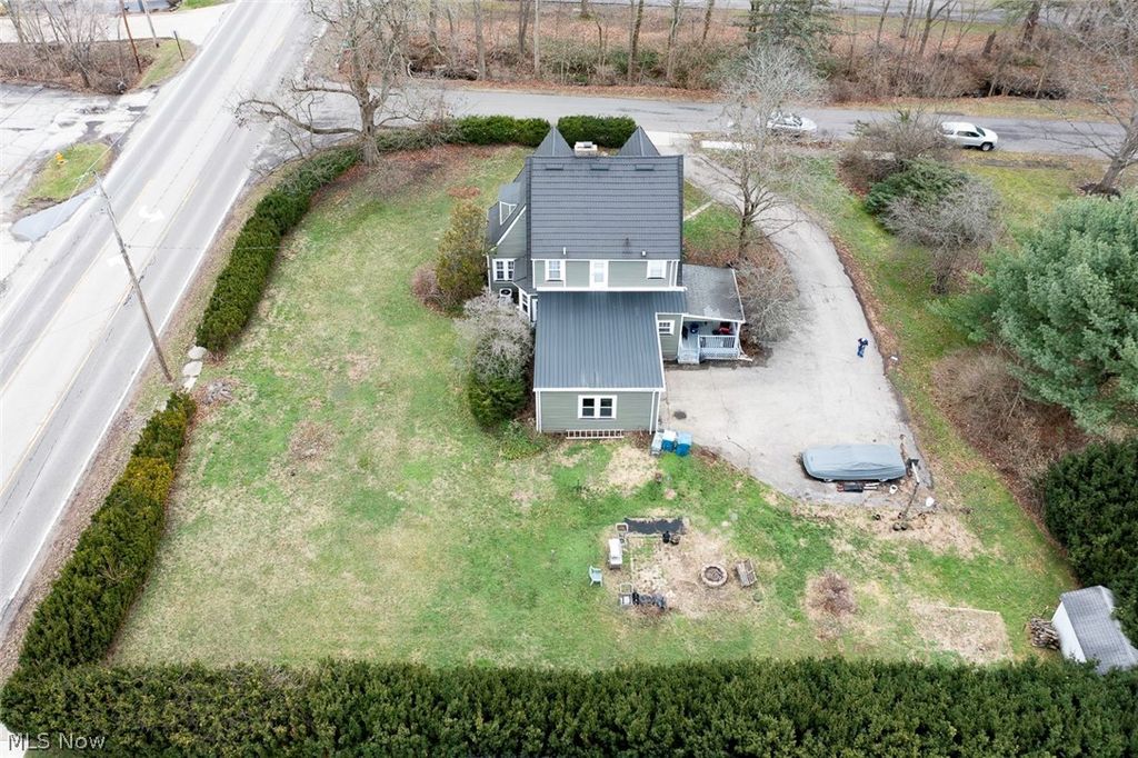 Photo of 652 Parkway Boulevard, Norton, OH 44203 (MLS # 5192842)