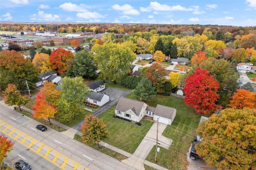 6580 Som Center Road, Solon, Ohio image 9