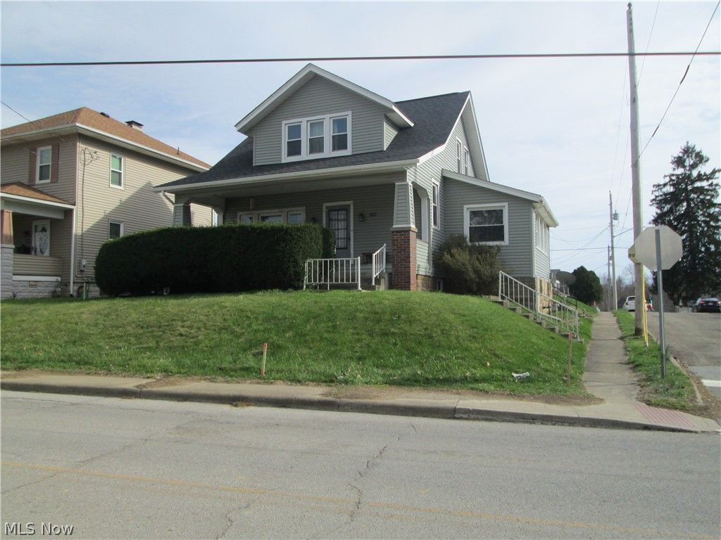 Photo of 1504 Sharon Avenue, Zanesville, OH 43701 (MLS # 5196110)