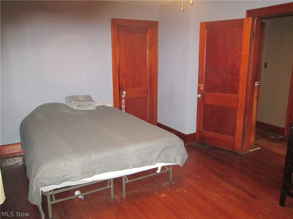 Sharon Heights - Residential