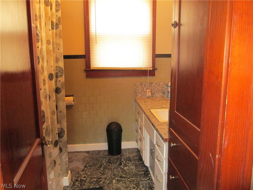 Sharon Heights - Residential