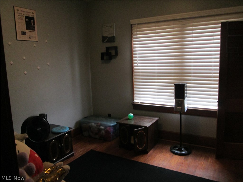 Sharon Heights - Residential