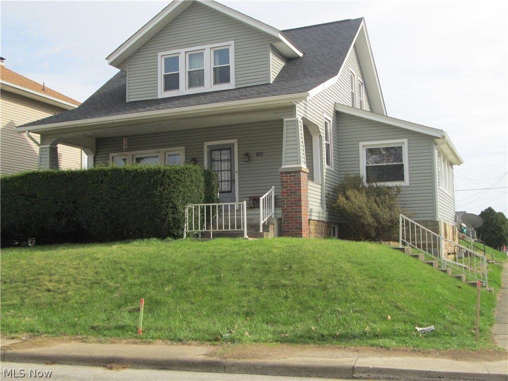Photo of 1504 Sharon Avenue, Zanesville, OH 43701 (MLS # 5196110)