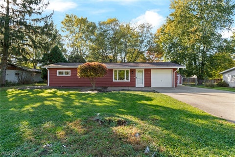 Photo of 1724 Dannley Drive, Brunswick, OH 44212 (MLS # 5255335)