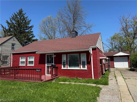 Homes For Sale - 15615 Lotus Drive<br/> Cleveland, OH 44128