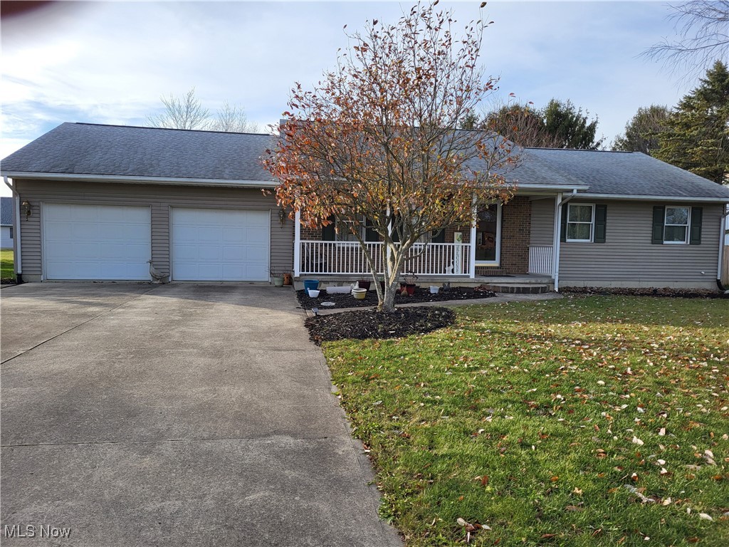 1149 Farmview Drive, Bucyrus, Ohio image 1