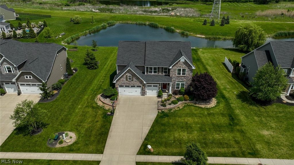 Photo of 3111 Fairview Drive, Avon, OH 44011 (MLS # 5212356)
