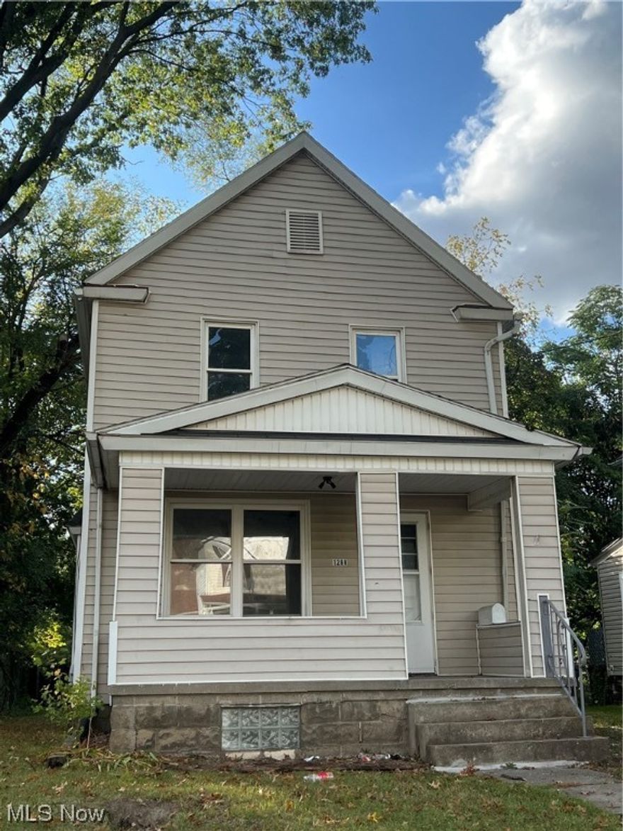 Check out this charming 2 bedroom home in beautiful South Akron! This home offers a HUGE back yard perfect for hosting or for your furry friends to run around, as well as a freshly painted back deck to enjoy the seasons. Upon entering the front door, you will be greeted by freshly painted walls as well as new flooring throughout the home. Large living room leads to the formal dining room, which connects to the spacious kitchen! The bright kitchen boasts an open layout with newer cabinets and countertops. Upstairs you will find 2 spacious bedrooms, with a tastefully updated bathroom. Other features include new ceiling fans throughout, newer furnace, and newer water heater! You don't want to miss out on this one, schedule a showing with your favorite agent today!