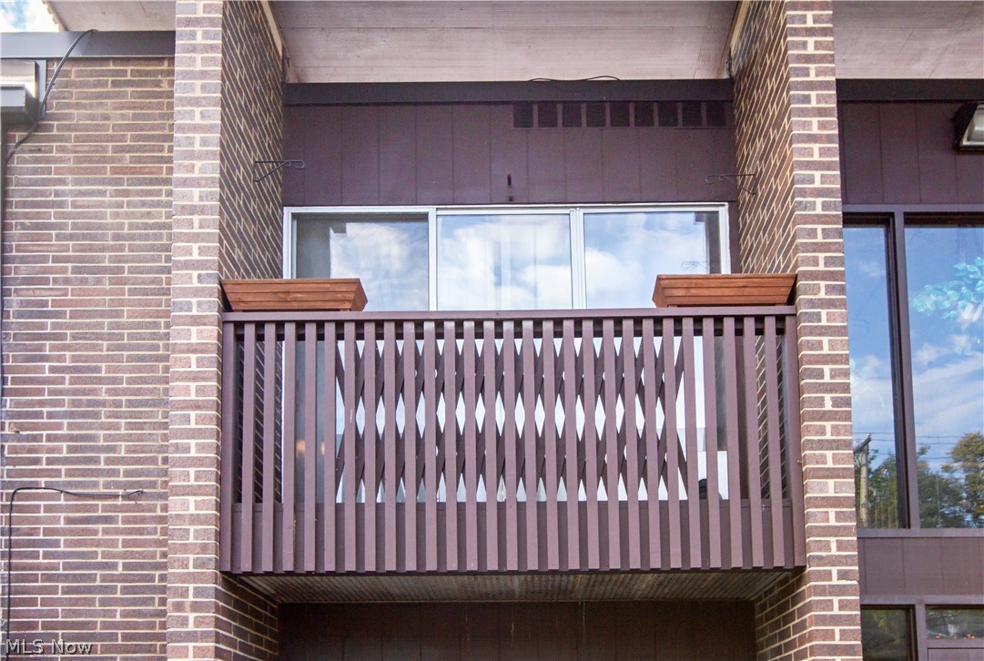 Sagamore East Condo - Residential