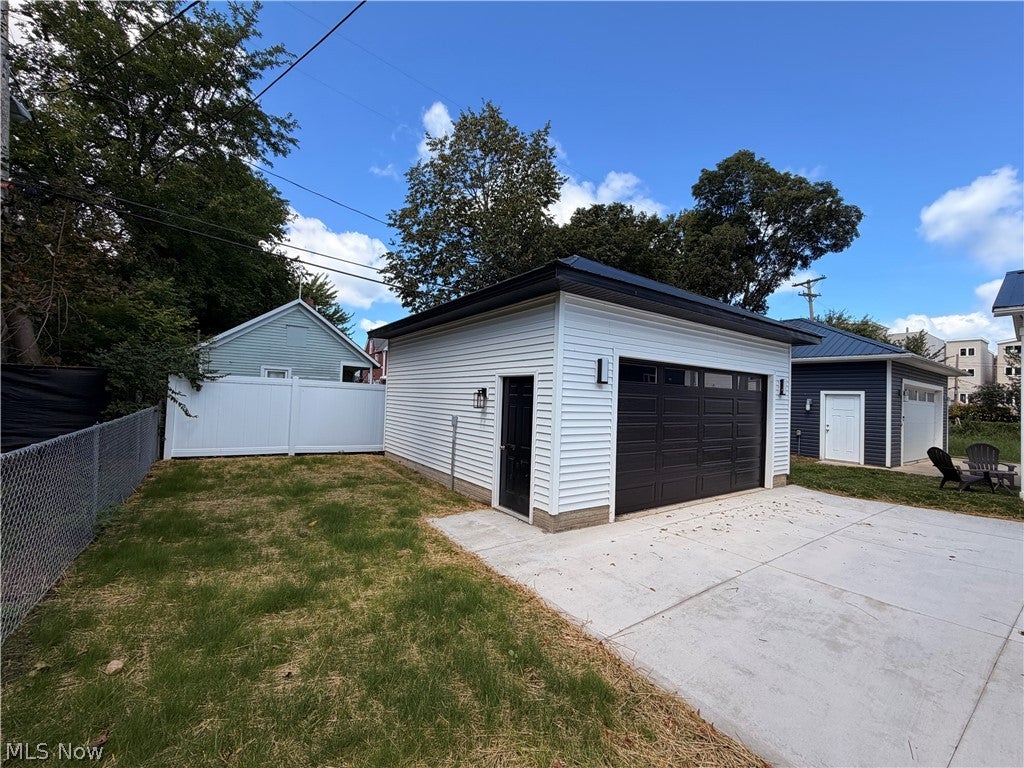 1872 W 57th Street