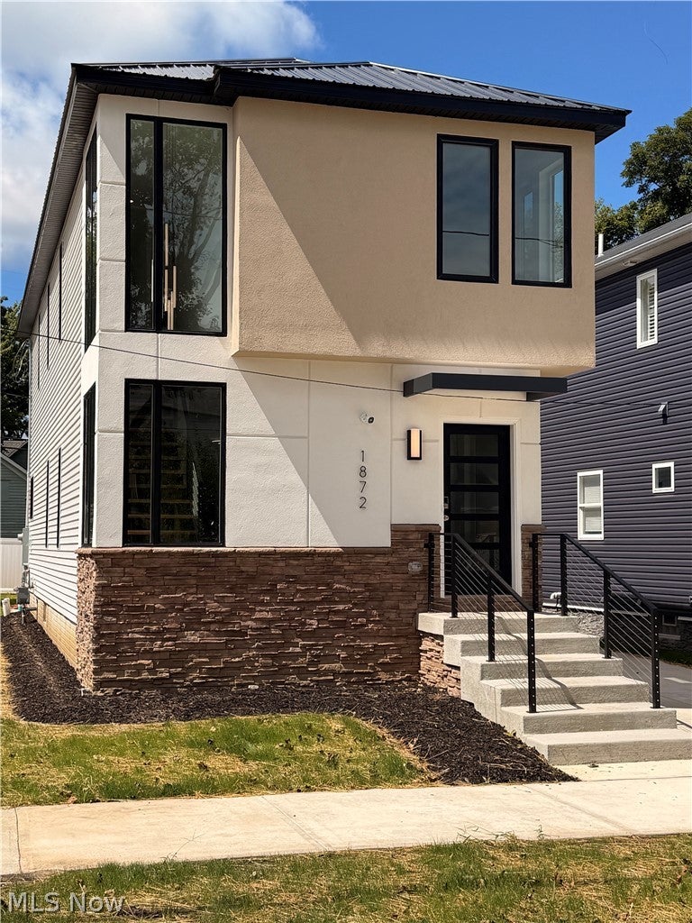 1872 W 57th Street
