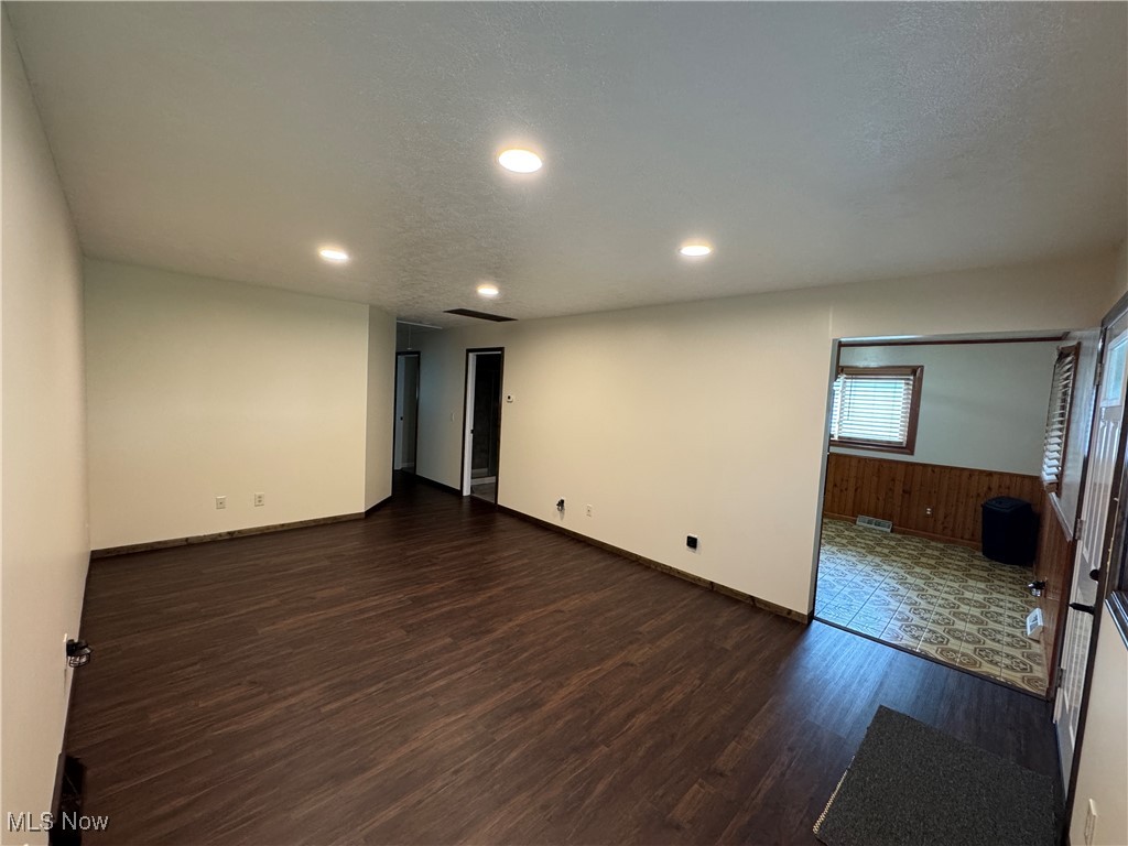 803 Boston Avenue, Elyria, Ohio image 6