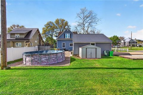 Tiny photo for 365 Poplar Street NW, Bolivar, OH 44612 (MLS # 5203017)