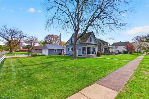 Tiny photo for 365 Poplar Street NW, Bolivar, OH 44612 (MLS # 5203017)