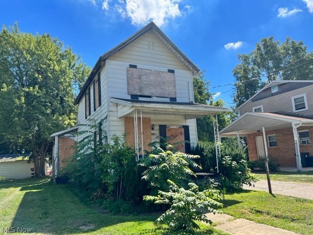Attention investors loads of potential with this Fixer upper! Are you looking to add to you portfolio this is great opportunity for you. Home is being sold as is. The seller will not be making any repairs it is being sold as is. Seller is very motivated.