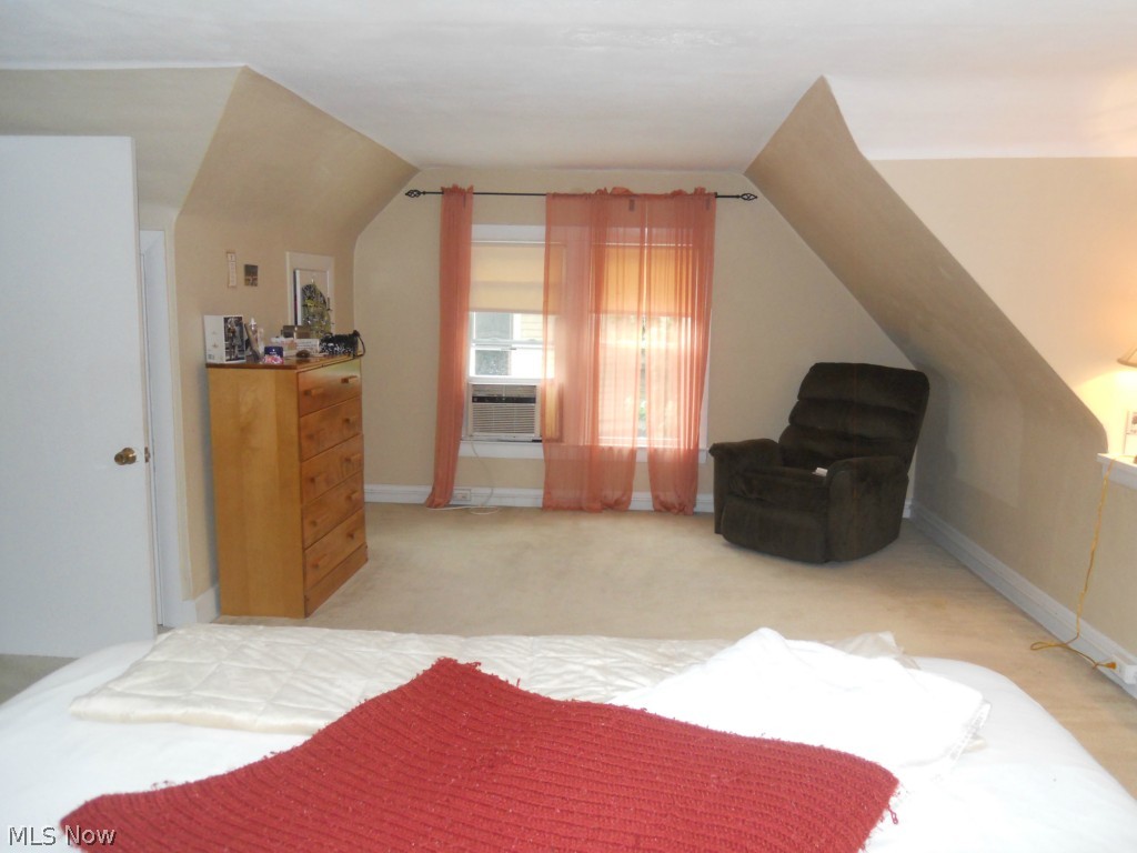 Washington Park Blvd - Residential