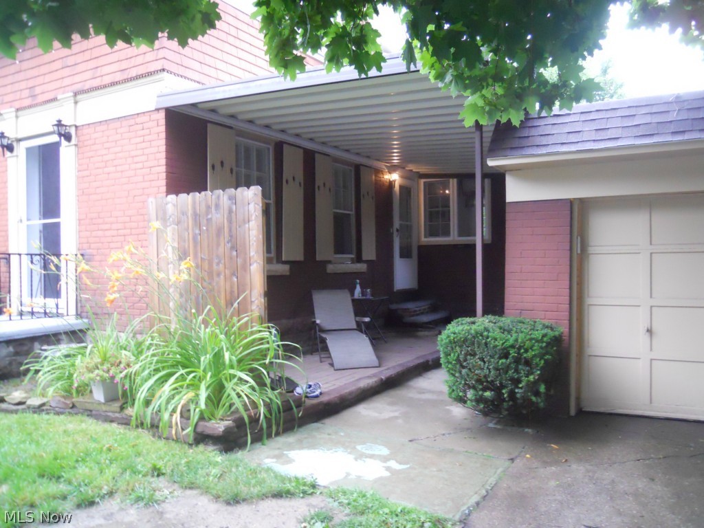 Washington Park Blvd - Residential