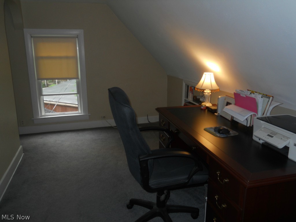 Washington Park Blvd - Residential