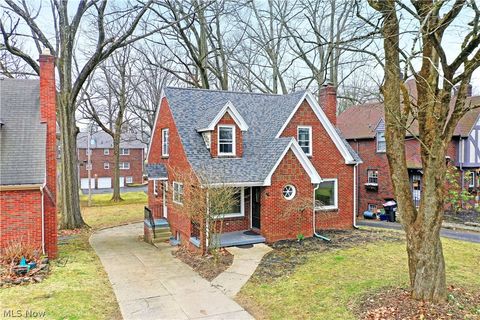 Homes For Sale - 94 Jennette Drive<br/> Mahoning County, Youngstown, OH 44512