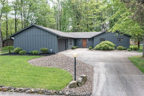 17105 Woodleaf Road, Strongsville, OH 44136 - MLS#: 5123177