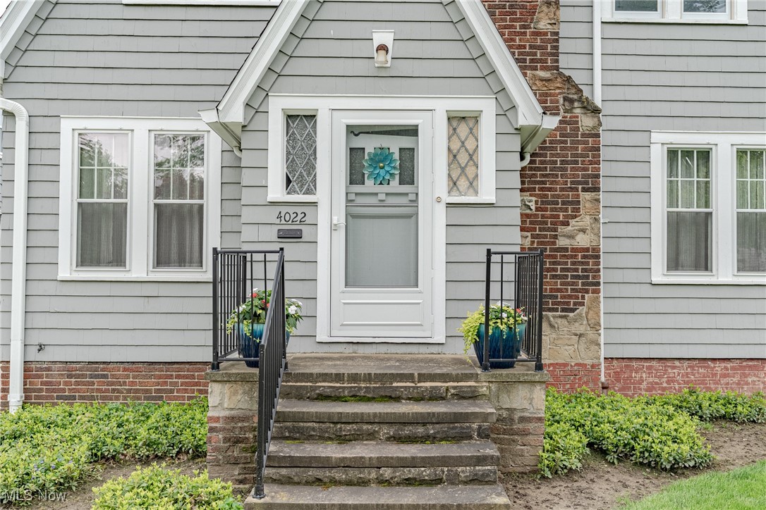 4022 Rosemond Road, Cleveland Heights, Ohio image 3