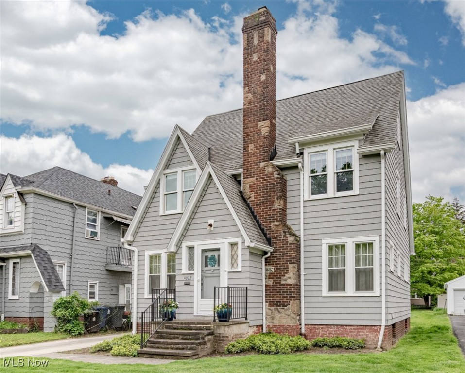 4022 Rosemond Road, Cleveland Heights, Ohio image 2