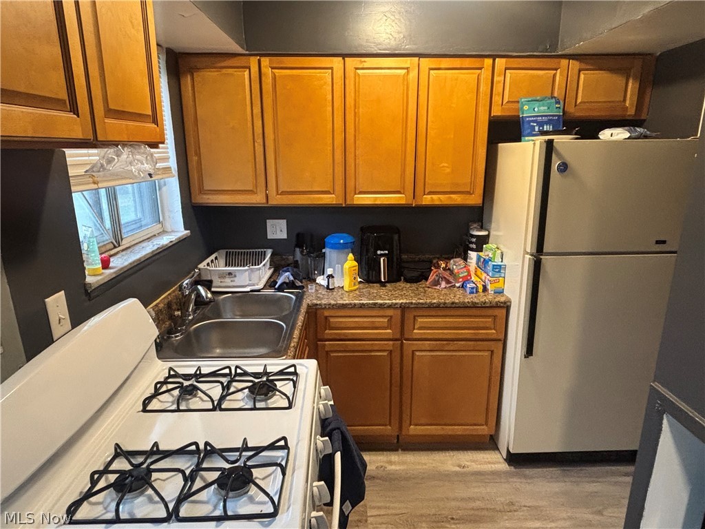 Cranbrook Meadows Condo - Residential