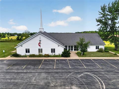Photo of 224 Garford Road, Geneva, OH 44041 (MLS # 5238806)