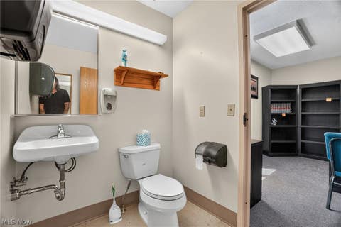 Tiny photo for 224 Garford Road, Geneva, OH 44041 (MLS # 5238806)