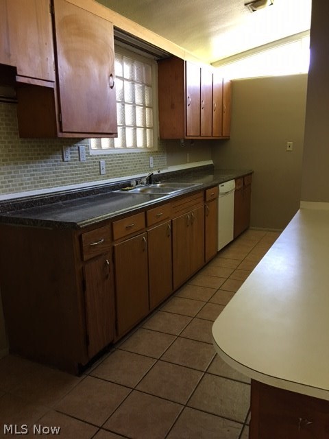 Stakich 01 - Residential