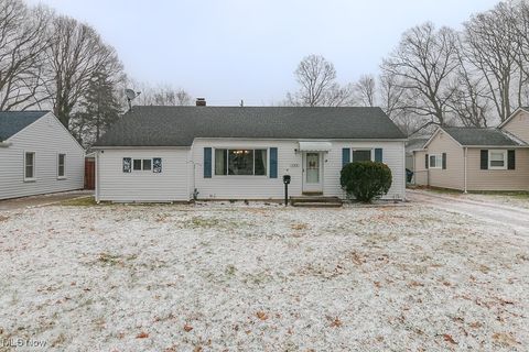 Tiny photo for 753 Birchwood Drive, Willoughby, OH 44094 (MLS # 5178982)
