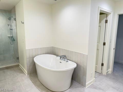 Tiny photo for 5150 Three Village Drive #1-K, Lyndhurst, OH 44124 (MLS # 5237470)