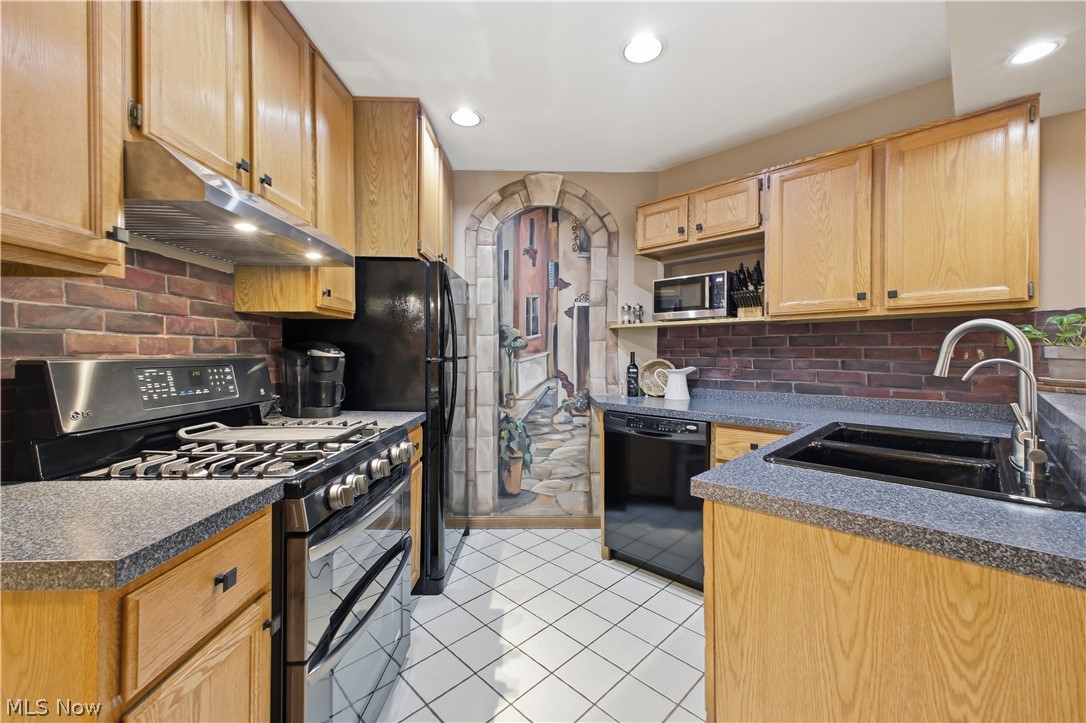 Mill Creek Woods Condo - Residential