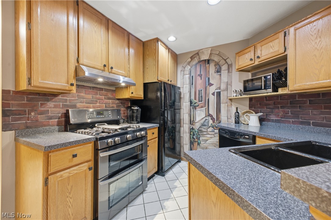 Mill Creek Woods Condo - Residential