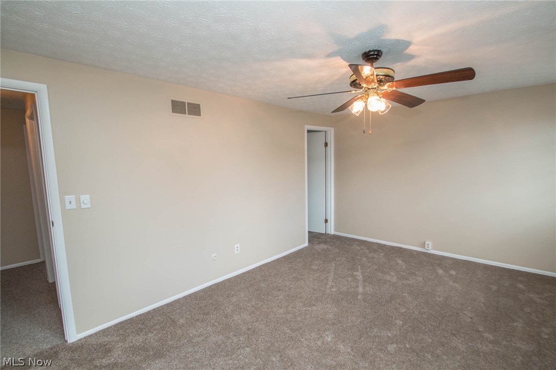 Huntington Park Condo - Residential