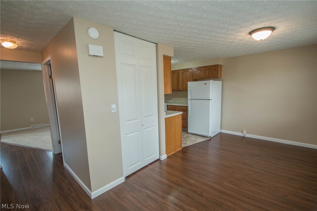 Huntington Park Condo - Residential