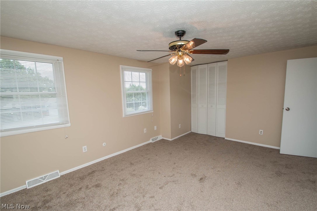 Huntington Park Condo - Residential
