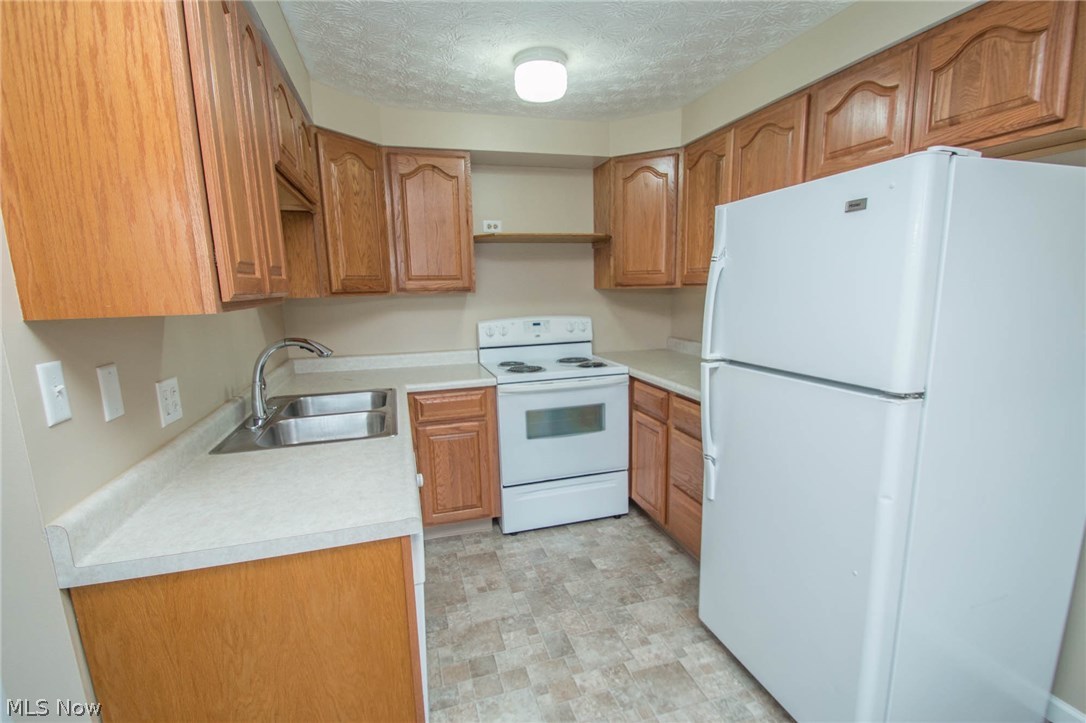 Huntington Park Condo - Residential