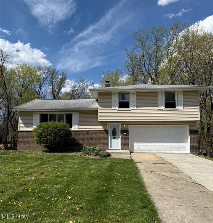1723 Laurel Drive, Twinsburg, Ohio image 2