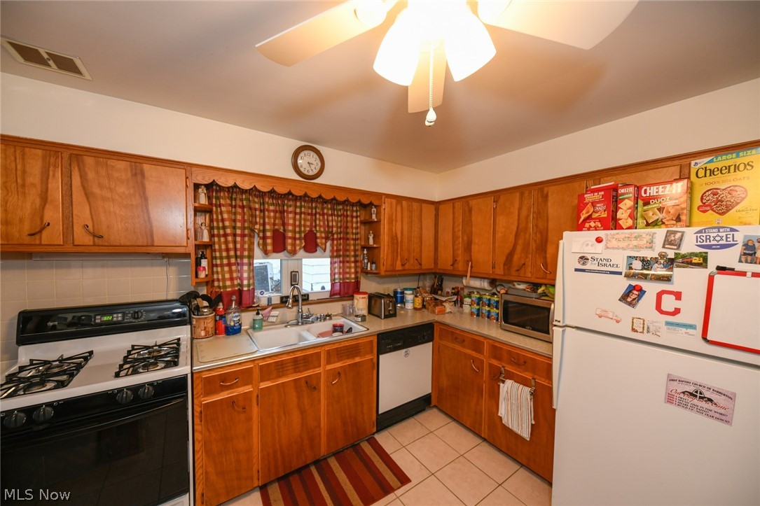 William A Johnstons 1st Allen - Residential