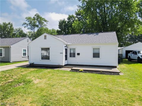 Tiny photo for 470 Standish Street NW, Massillon, OH 44647 (MLS # 5226658)