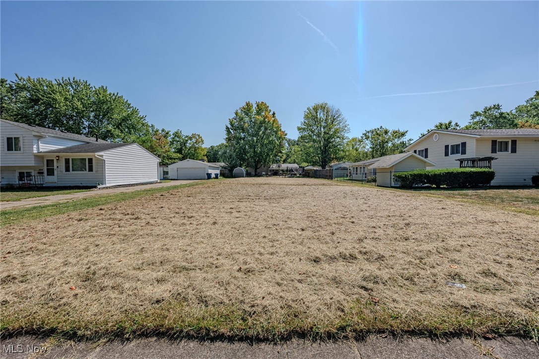 Oakwood Acres Sub - Land