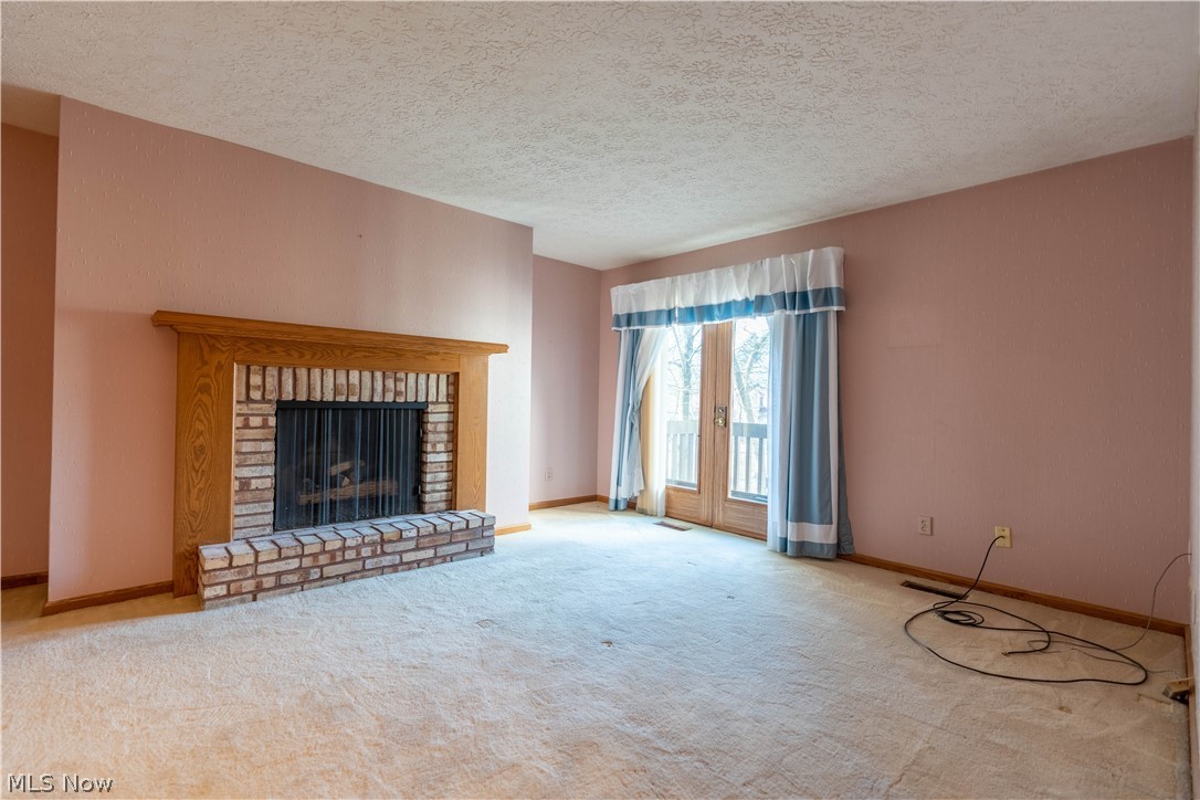 Magnolia West Condo - Residential