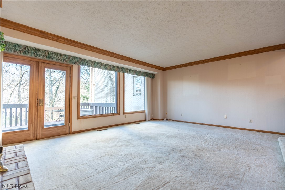 Magnolia West Condo - Residential