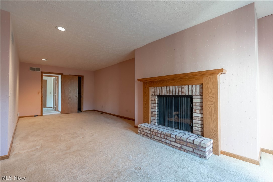 Magnolia West Condo - Residential