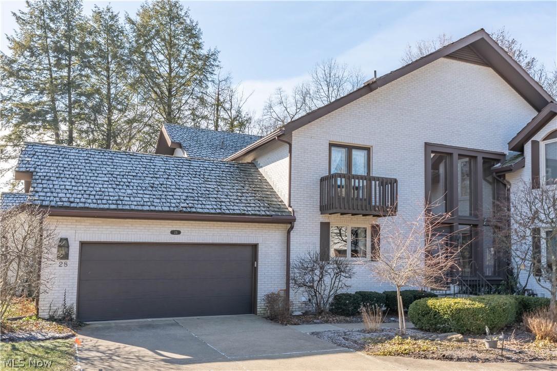 Magnolia West Condo - Residential