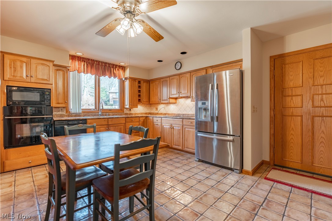 Magnolia West Condo - Residential