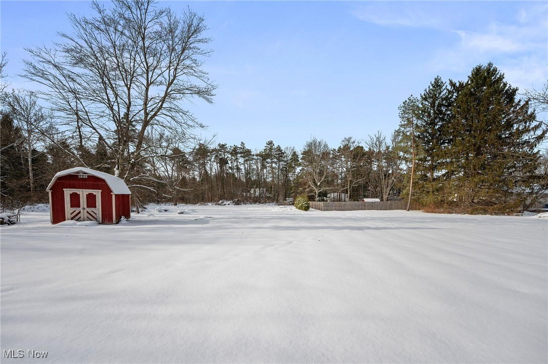 Kenston Lake Estate - Residential