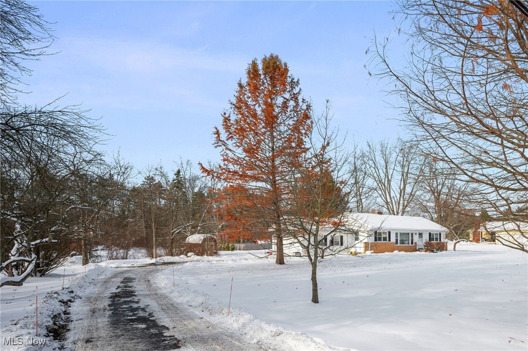 Kenston Lake Estate - Residential